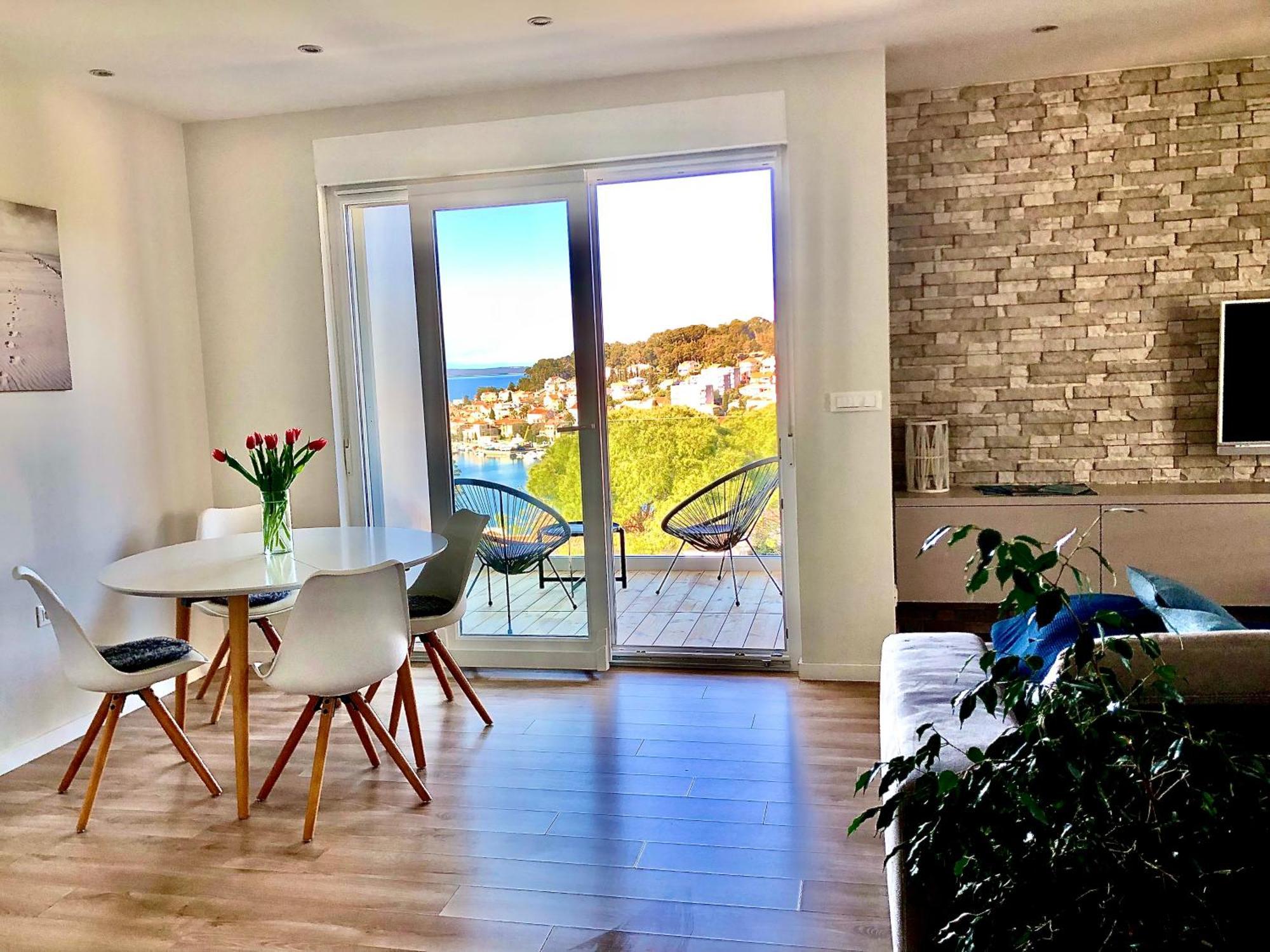 Beautiful View Apartment With Garage Space Мали-Лошинь Экстерьер фото